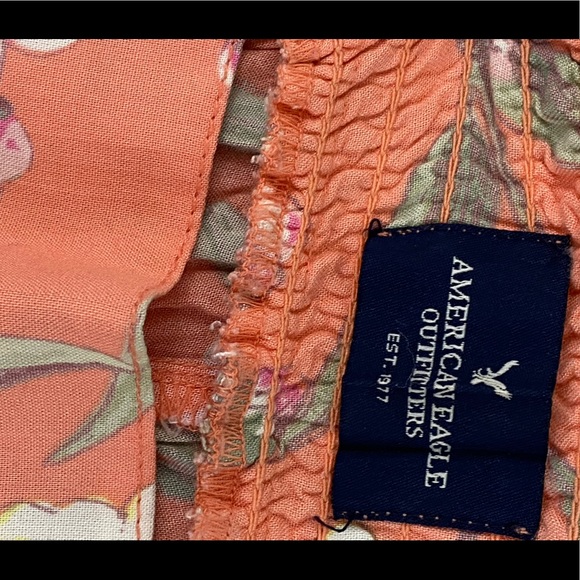 American Eagle Shorts - Picture 5 of 8